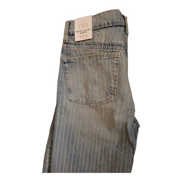 Bermuda Shorts - Picture 3 of 4